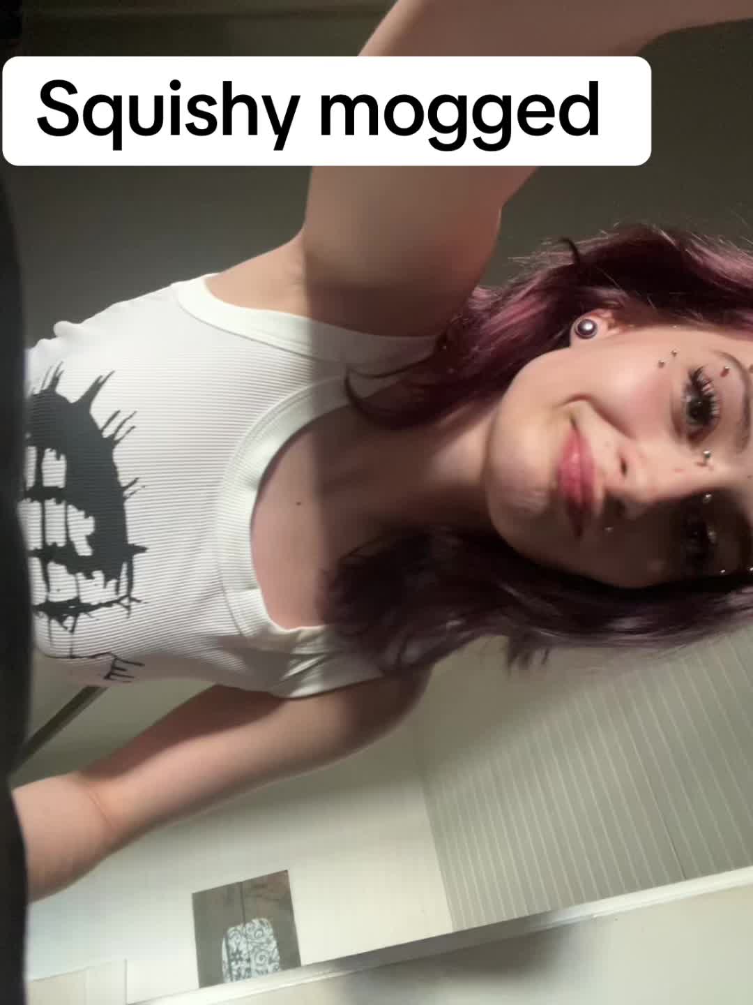 @delilah 🐝💛