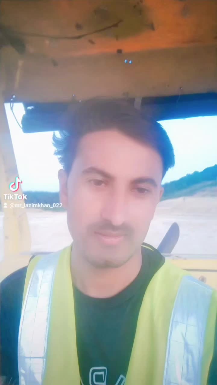 @ꪑ᥅_Ɩąʑıɱ_ƙɧąŋ🇵🇰✈️🇲🇾