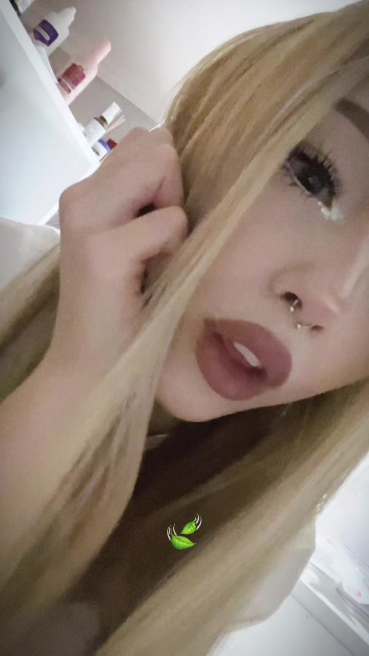 @77//