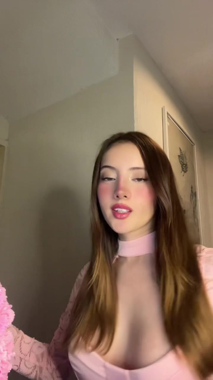@Aleexa R ๐ฆ