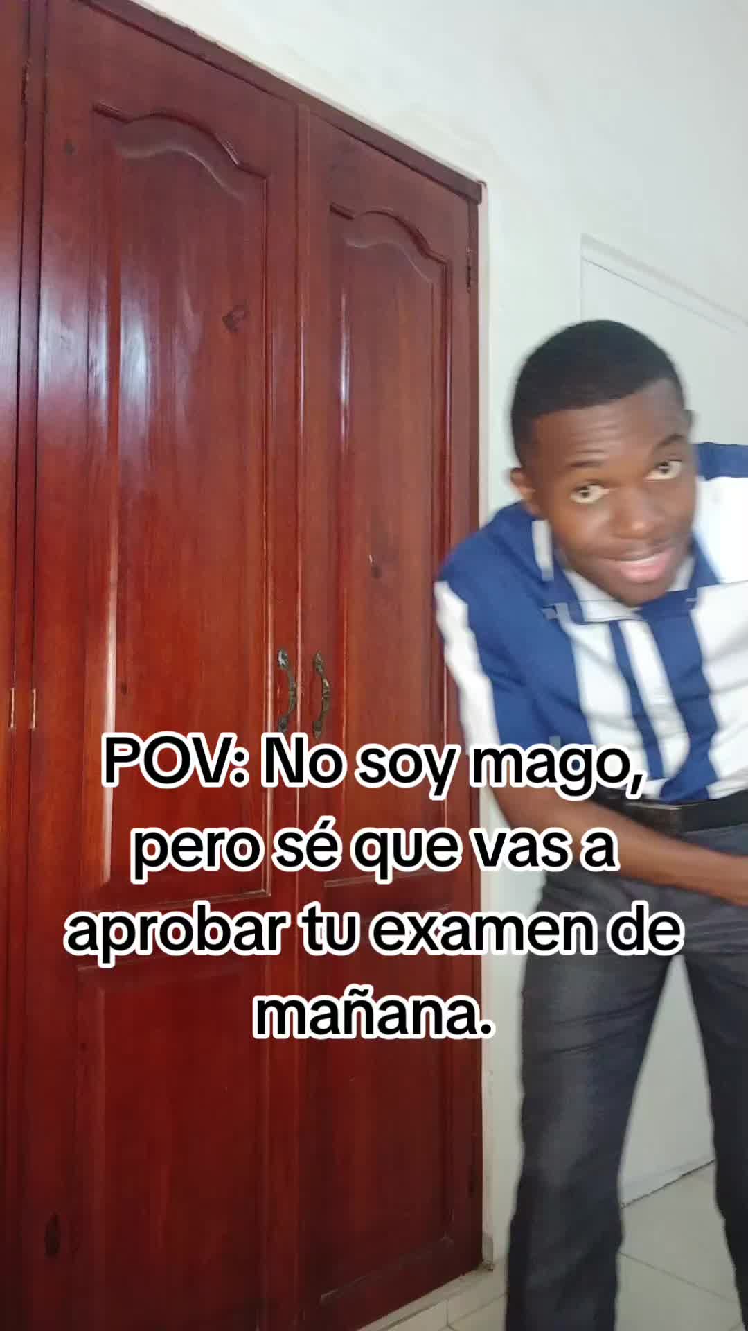 @unprofeconaura 😎