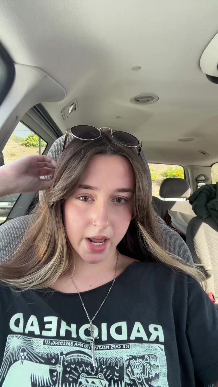 @phoebe