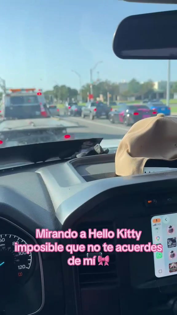 @Stephanie Hello kitty 🎀