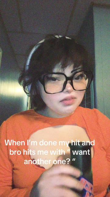 @Professional Canadian Egirl💕