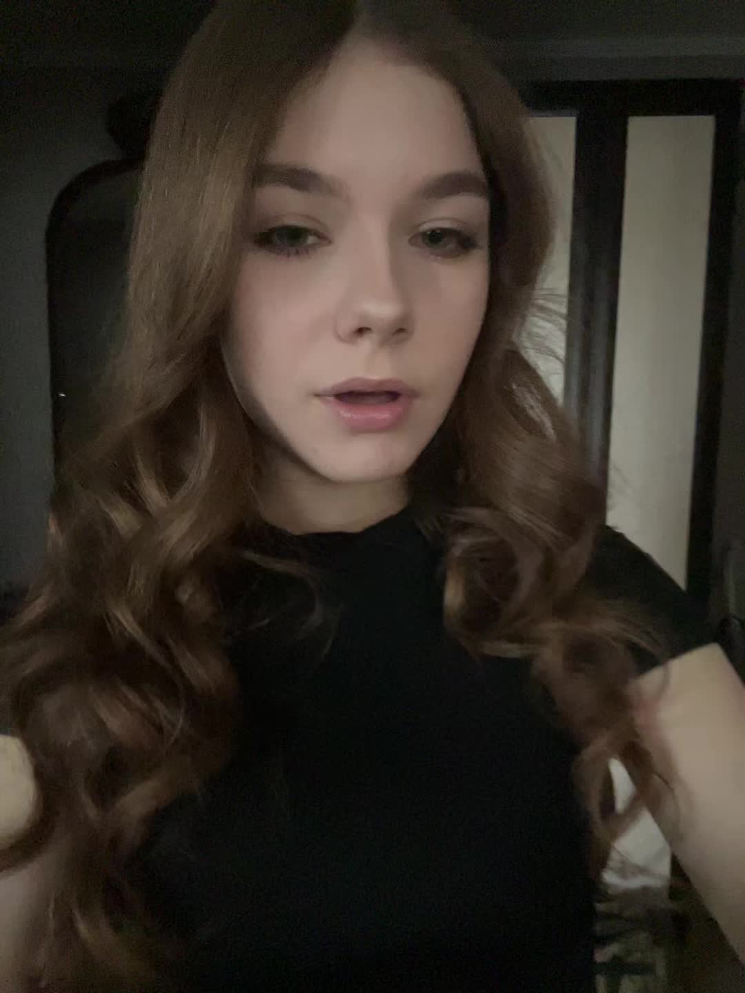 @нуя