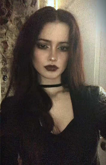 @𝔥𝔢&rsquo;𝔩𝔩𝔤𝔞𖤐