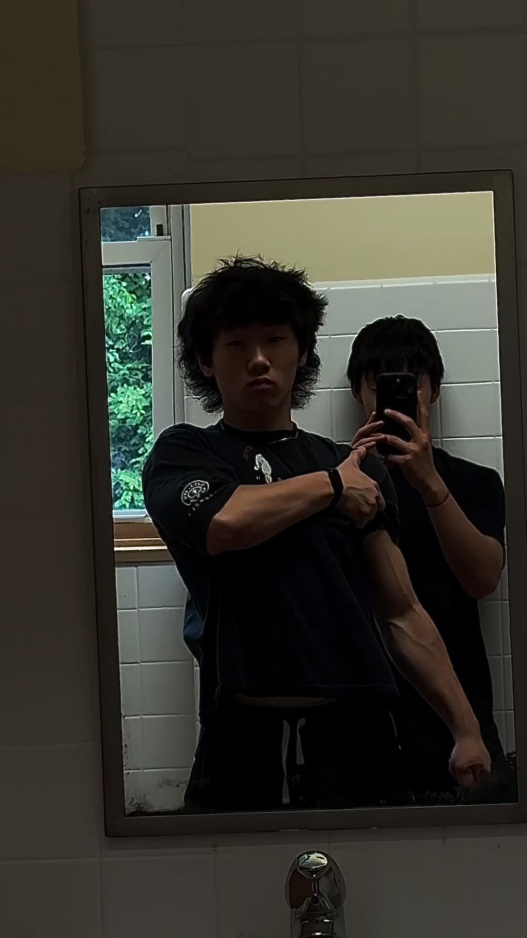 @Lee