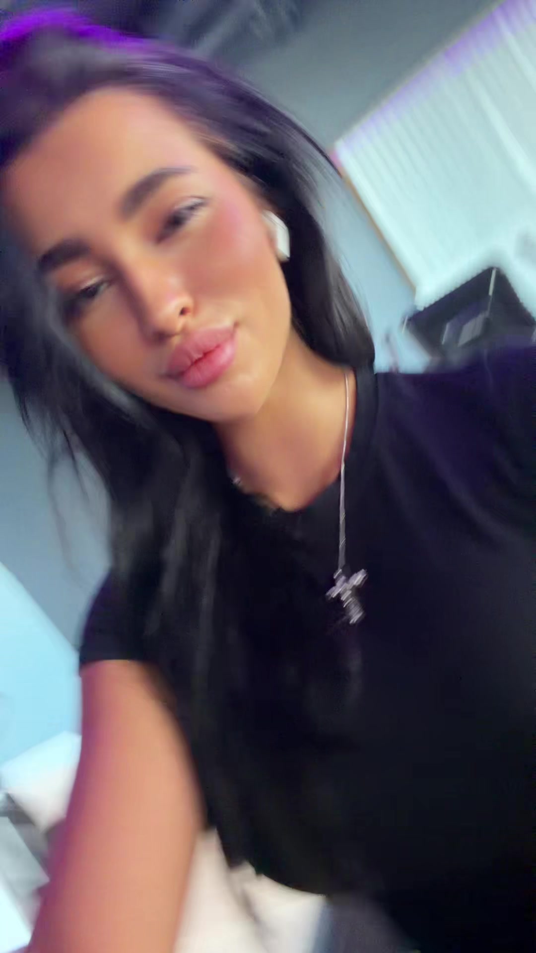 @Katee_v_