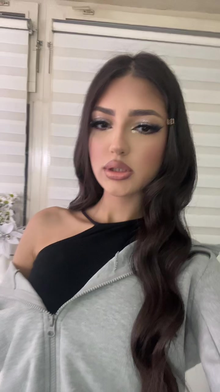 @M 🤍