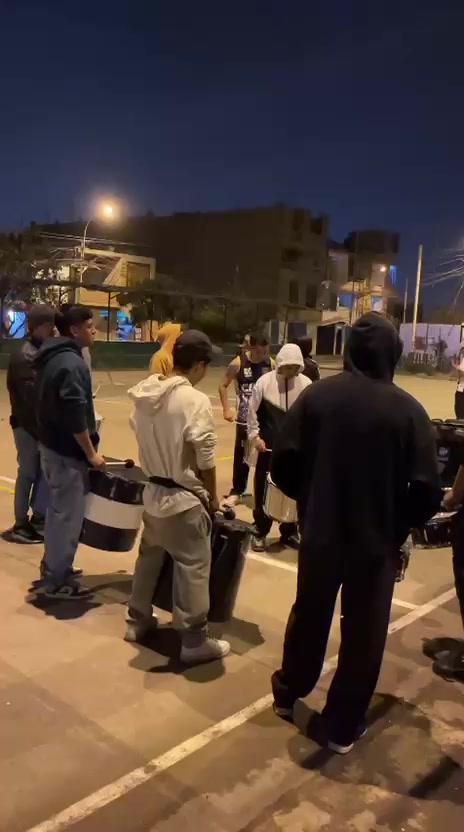 @INSTRVMENTAL BLANQVIAZVL🎺🥁!!