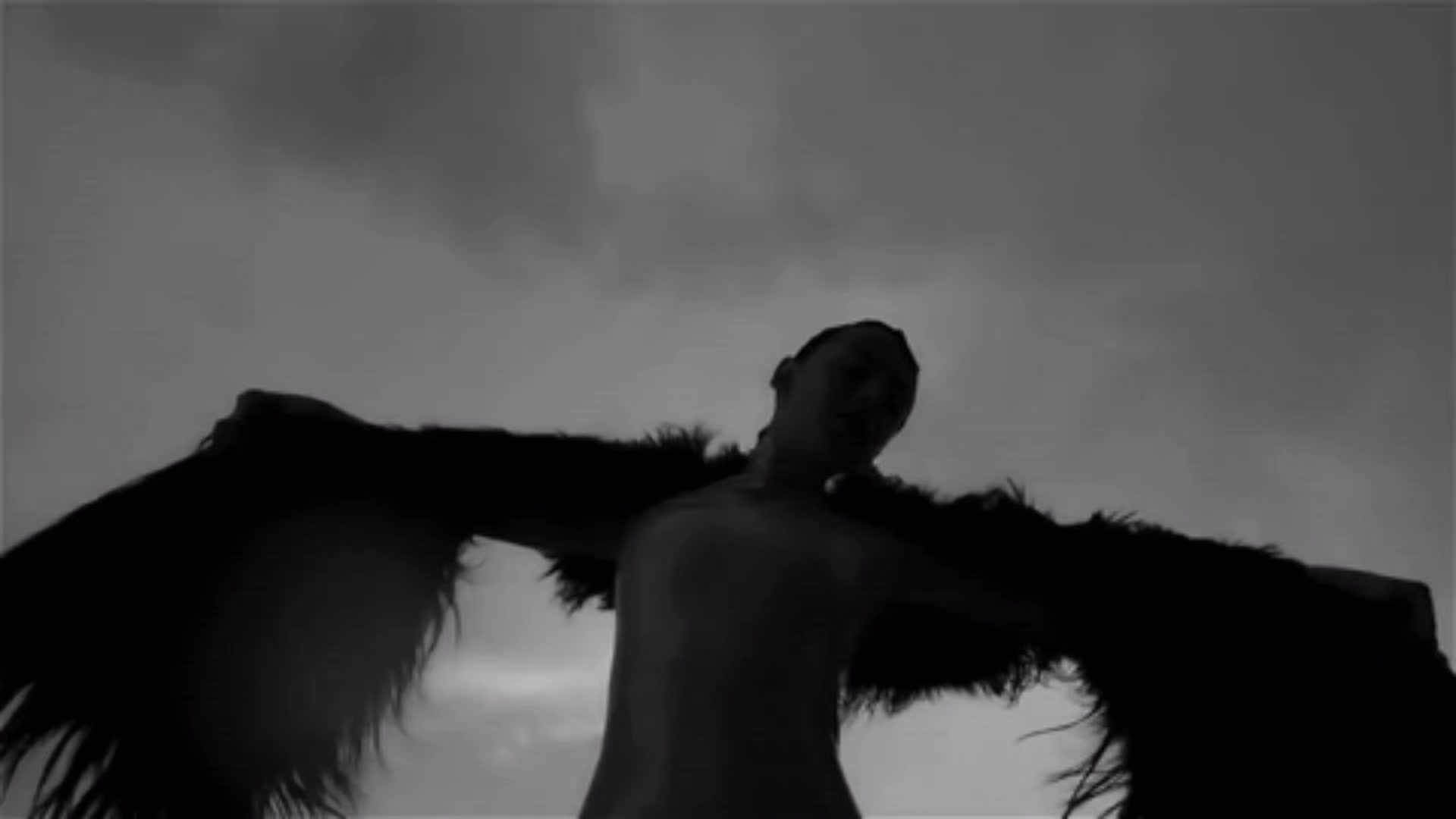 @✝