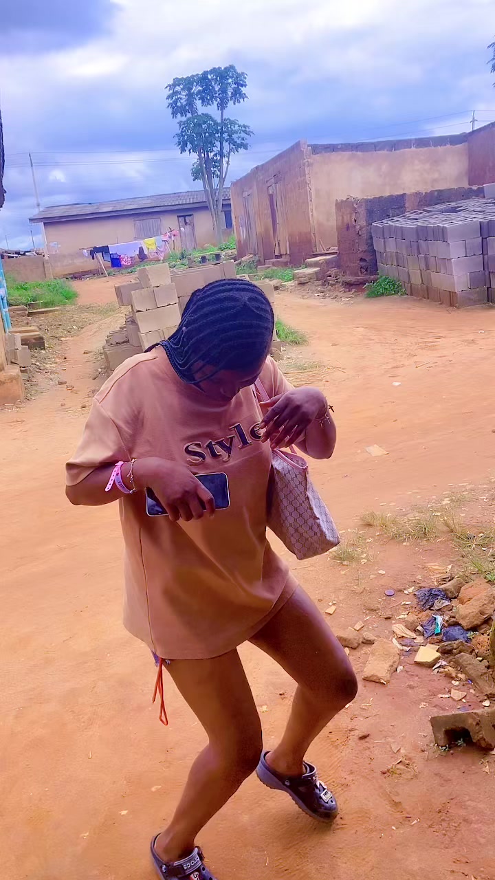 @Queen_Aduniade