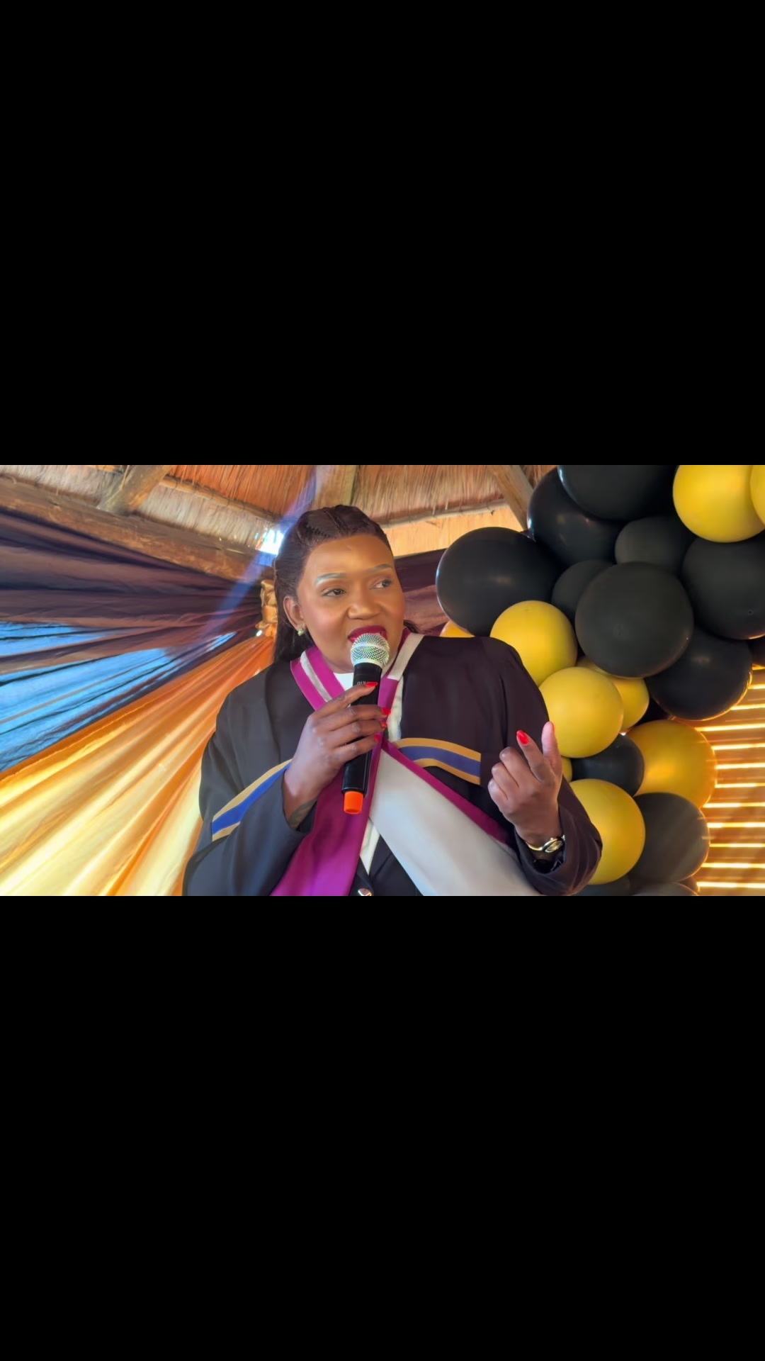 @Tandi_Mahambehlala