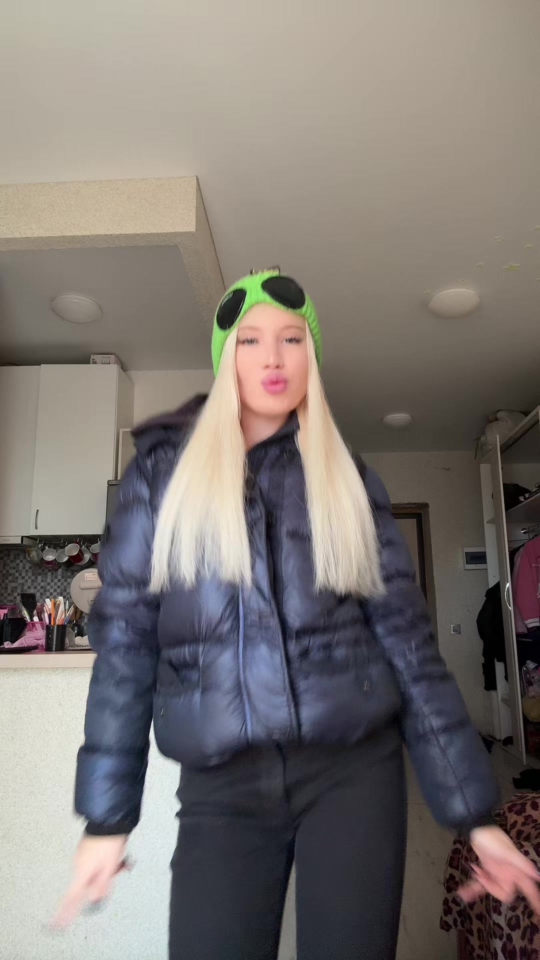 @лиза