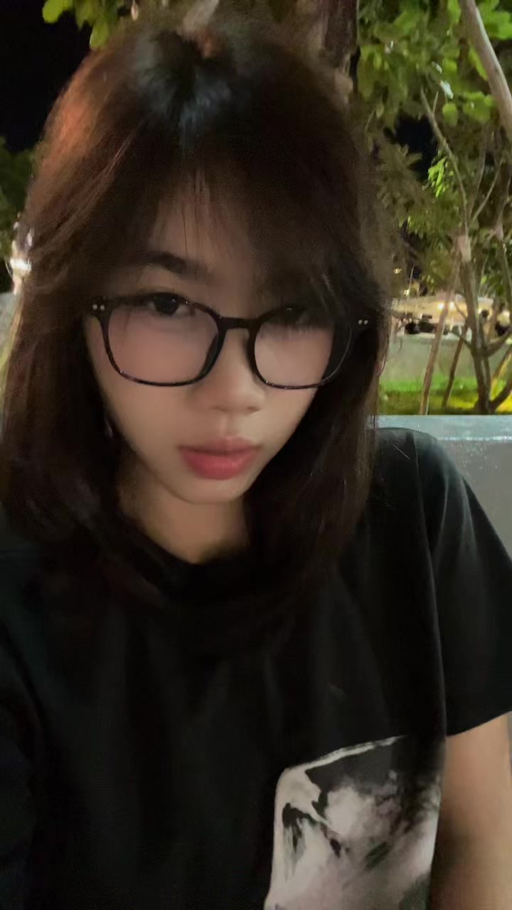 @LI NA๐