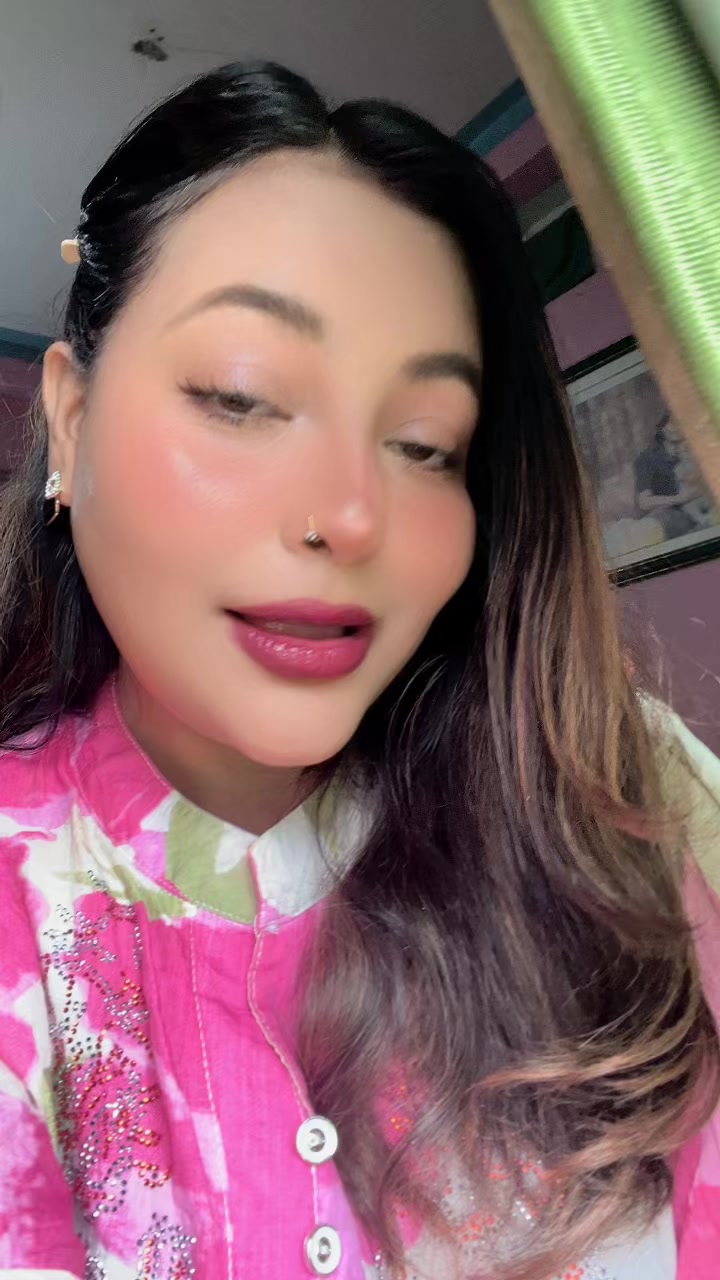 @🦋Dimple girl🦋