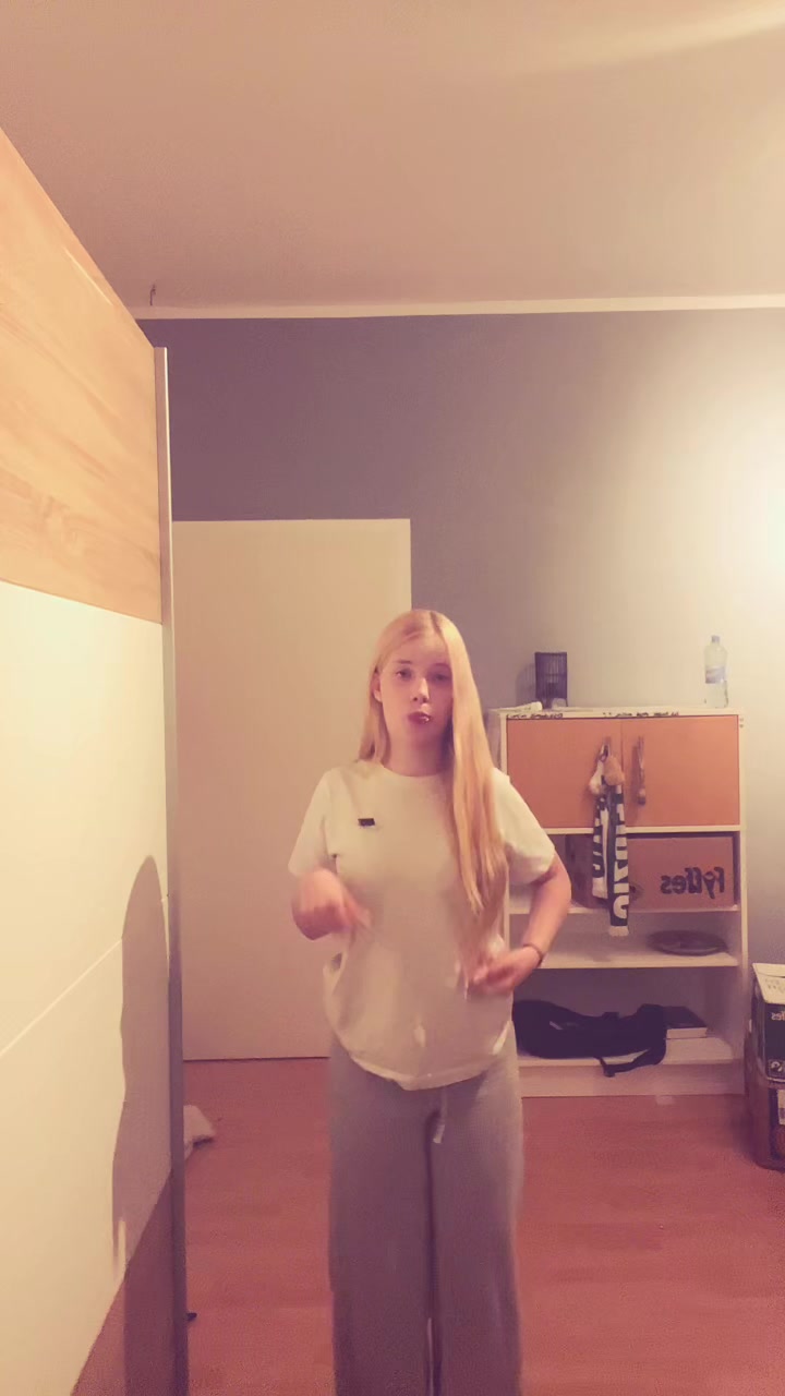 @N_lpz_girl❤️
