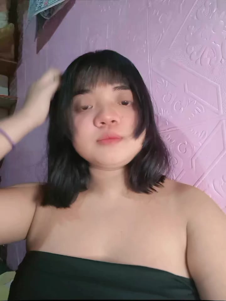 @Mona.