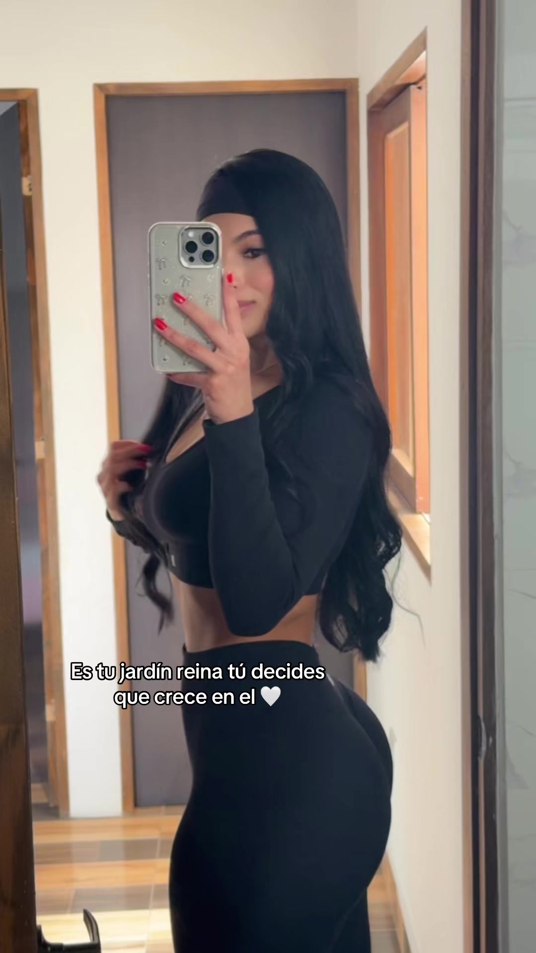 @Victoria 🦋 🎸