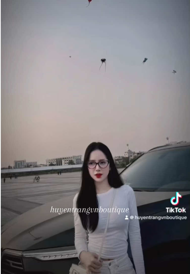 @Huyền Trang