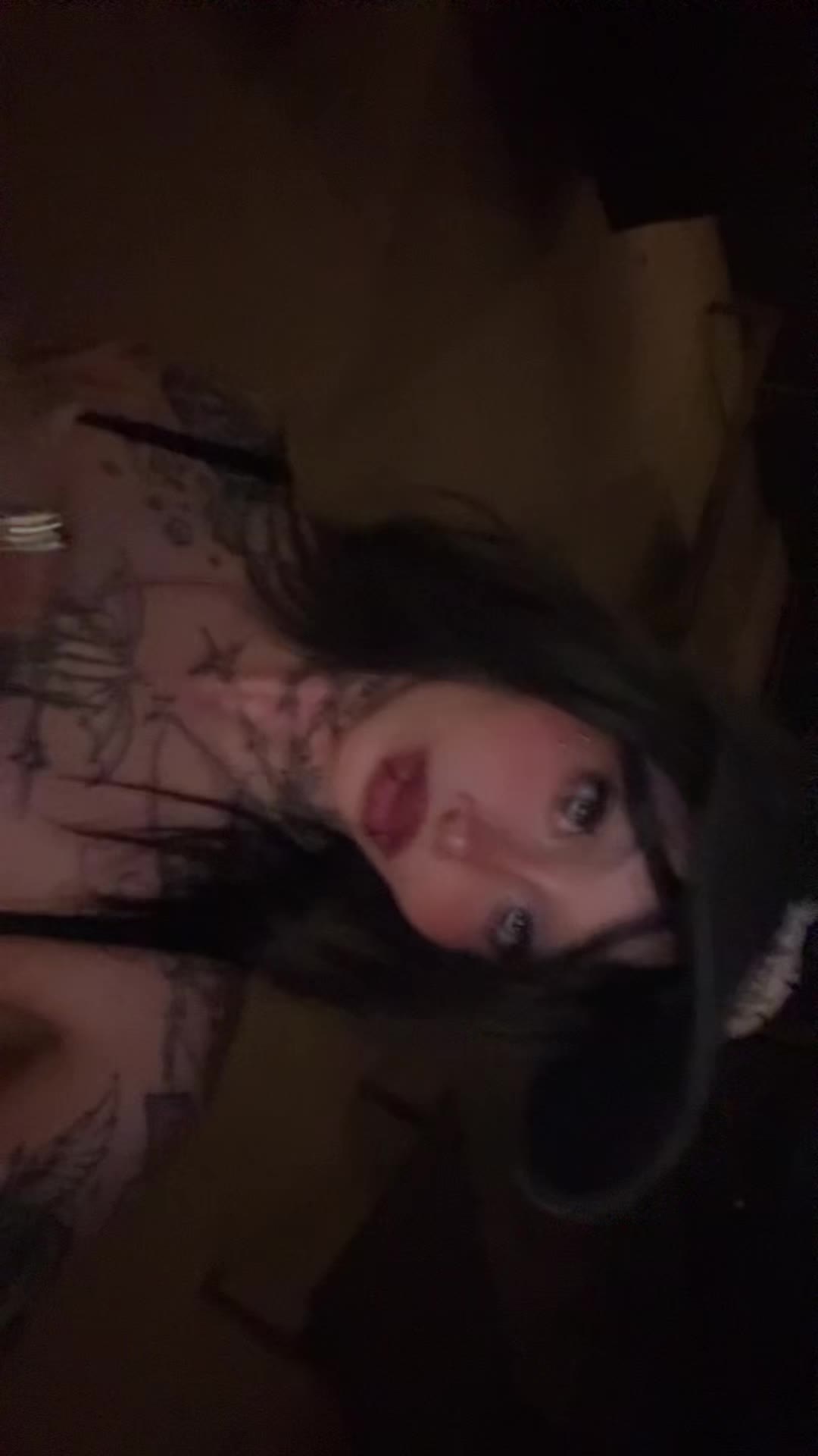 @zommmbri