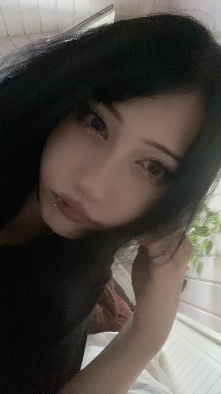 @^^