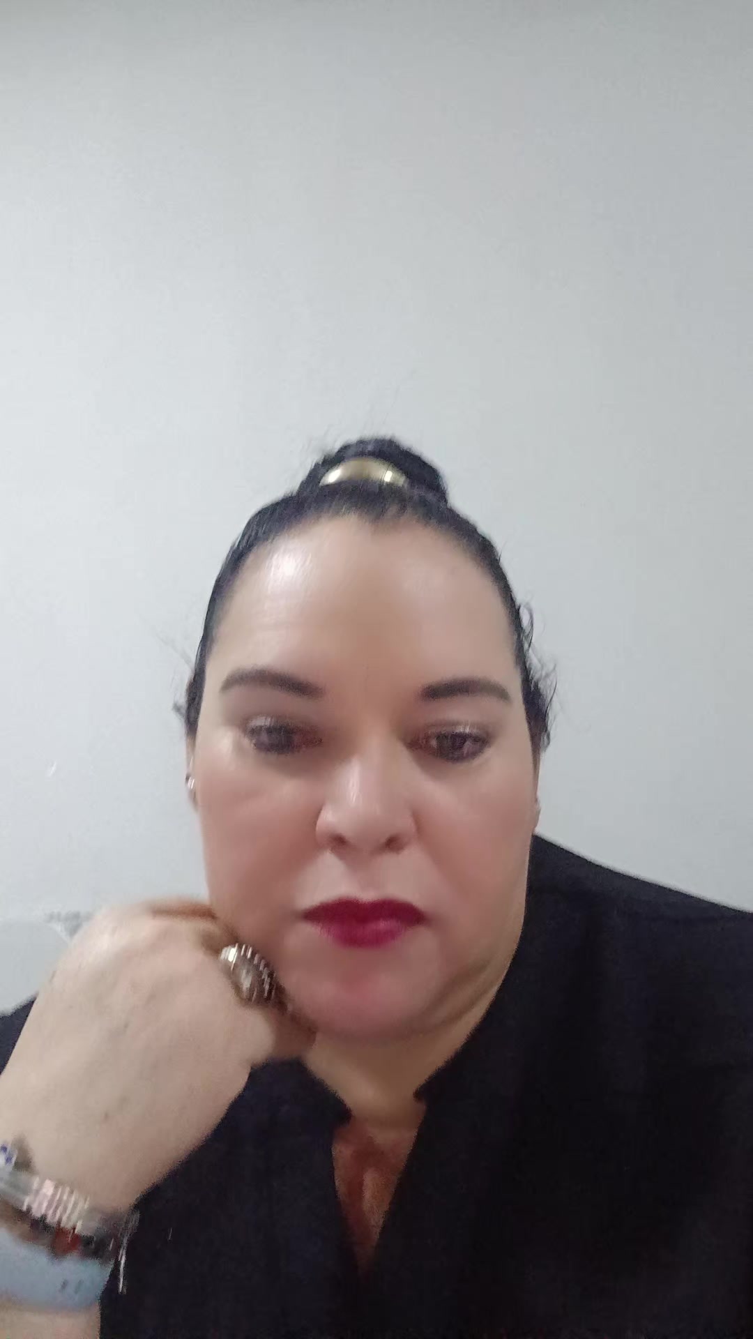 @esther