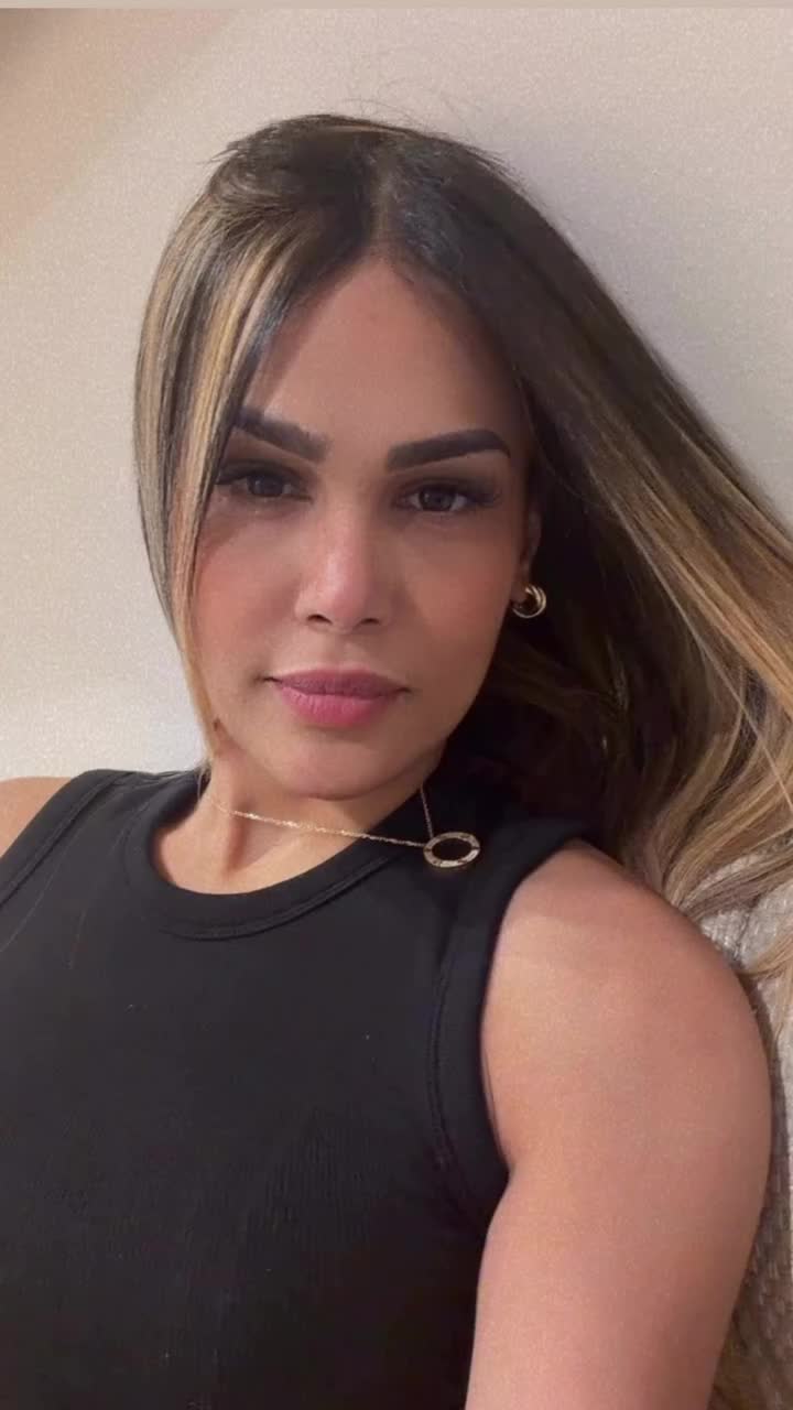 @Caroline aquino001