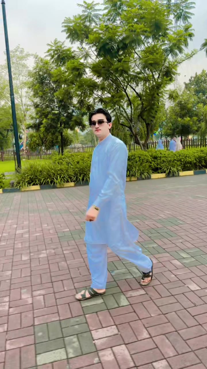 @čHöȚâ ŚêŤ1 🇦🇪💫💫