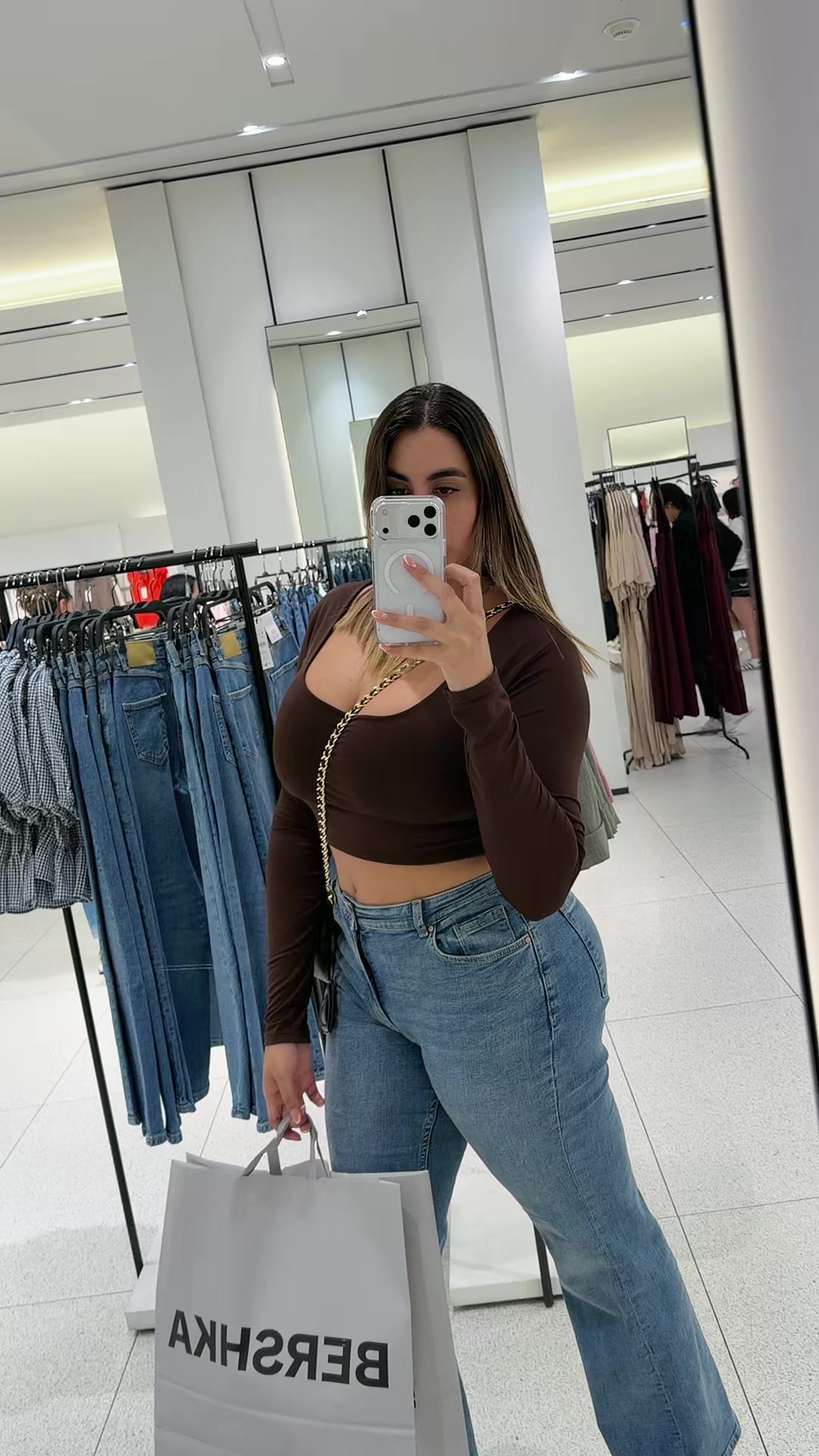 @Karo✨