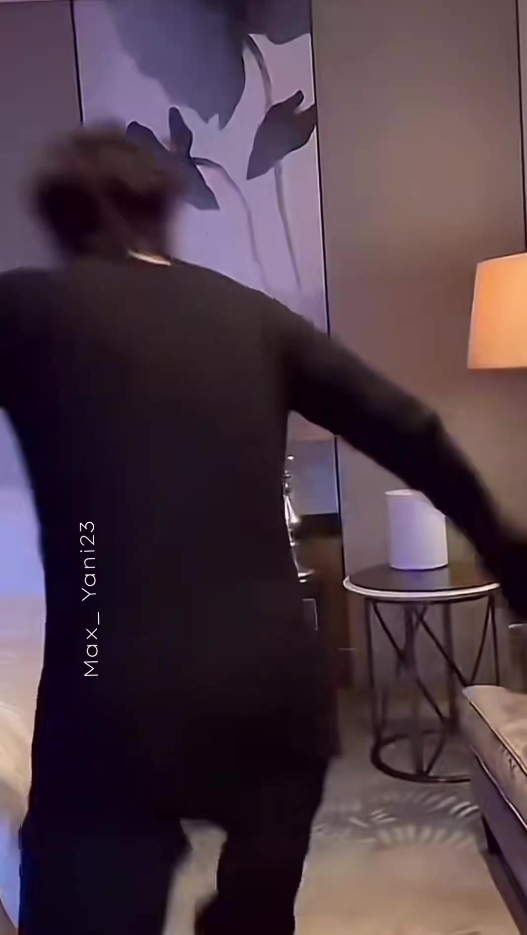 @MAX_YANI23