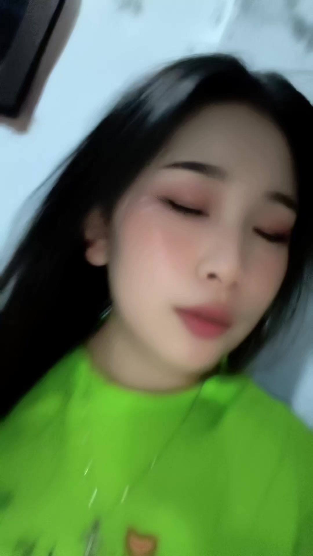 @Jeenayy