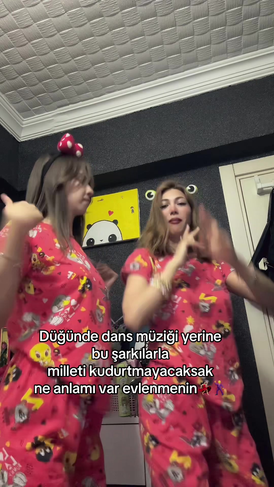 @ezgiakyll