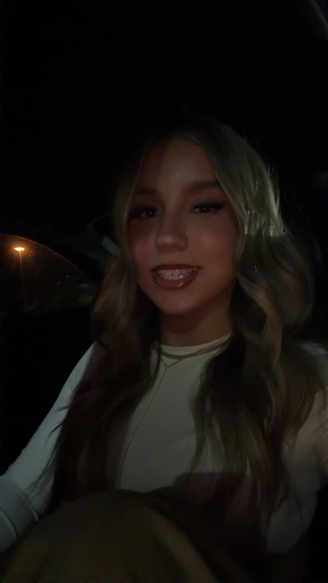 @bella
