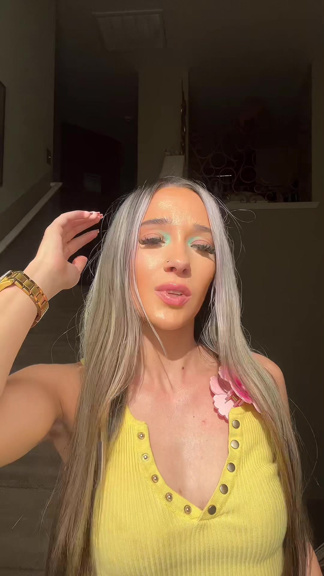 @Adriana