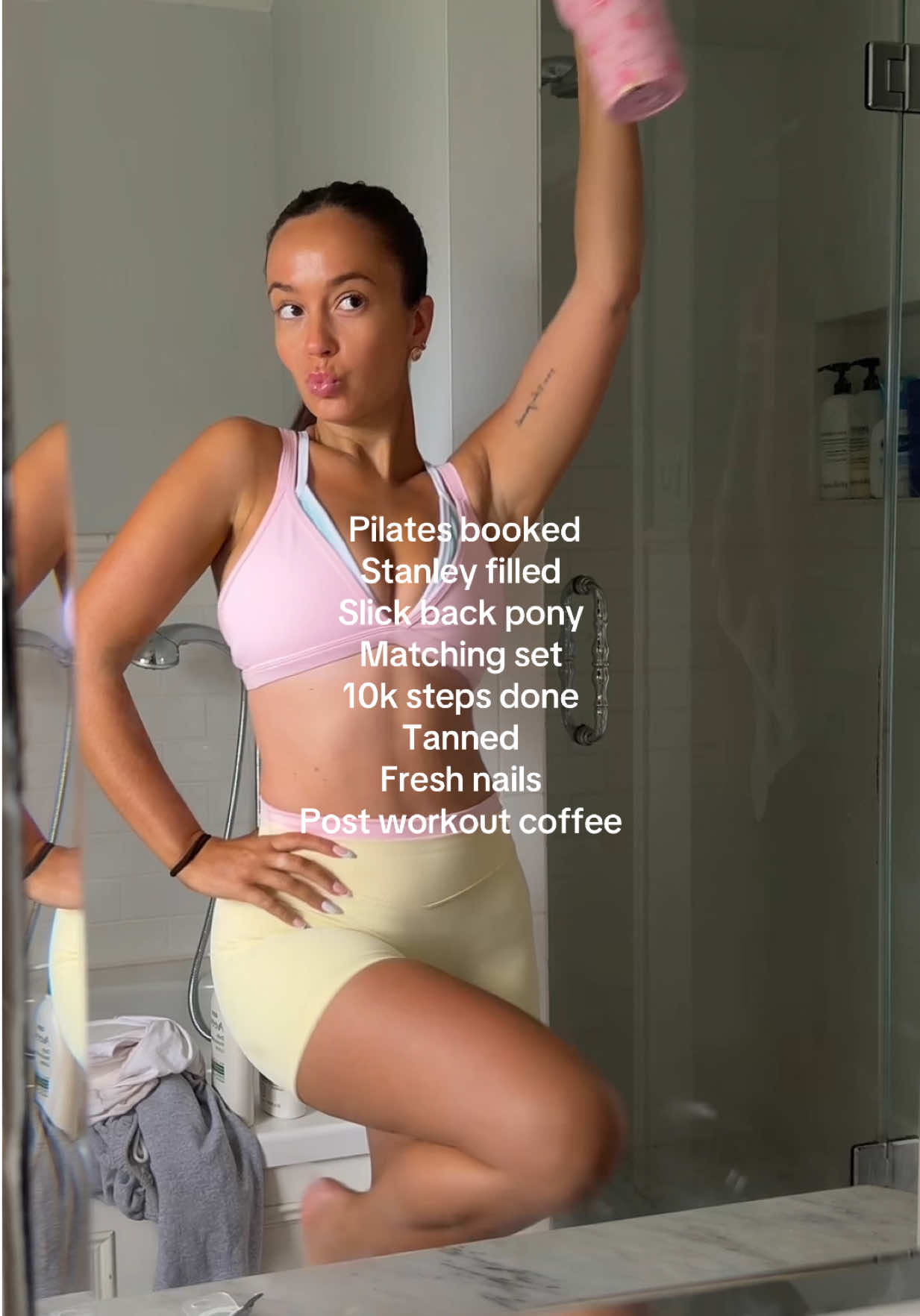 @Gabriella l Lifestyle & Travel