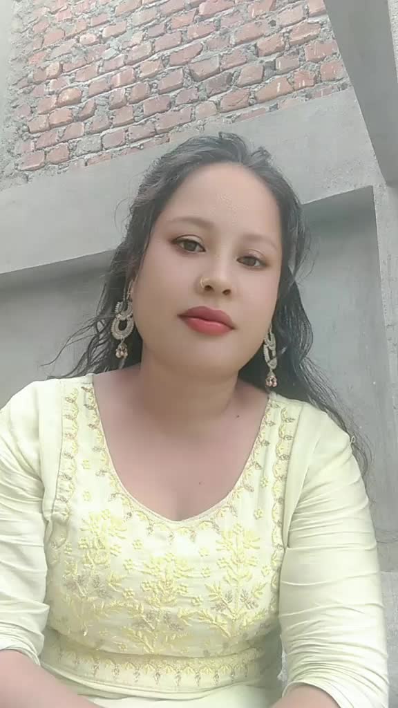 @ishika🌻🦋