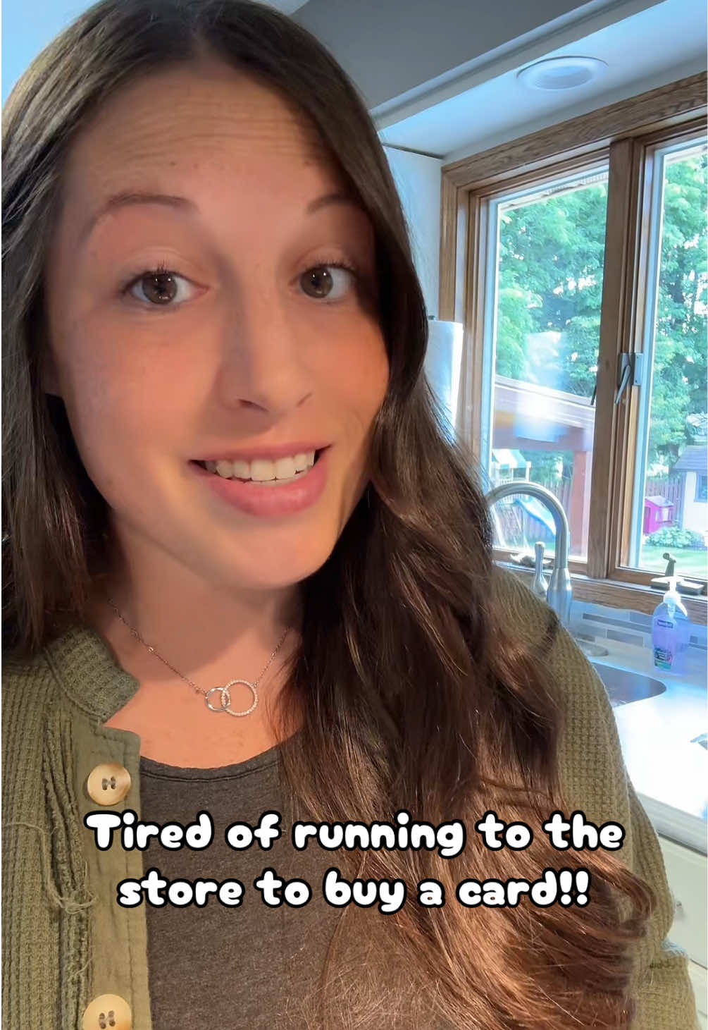 @Christie || OH Mom