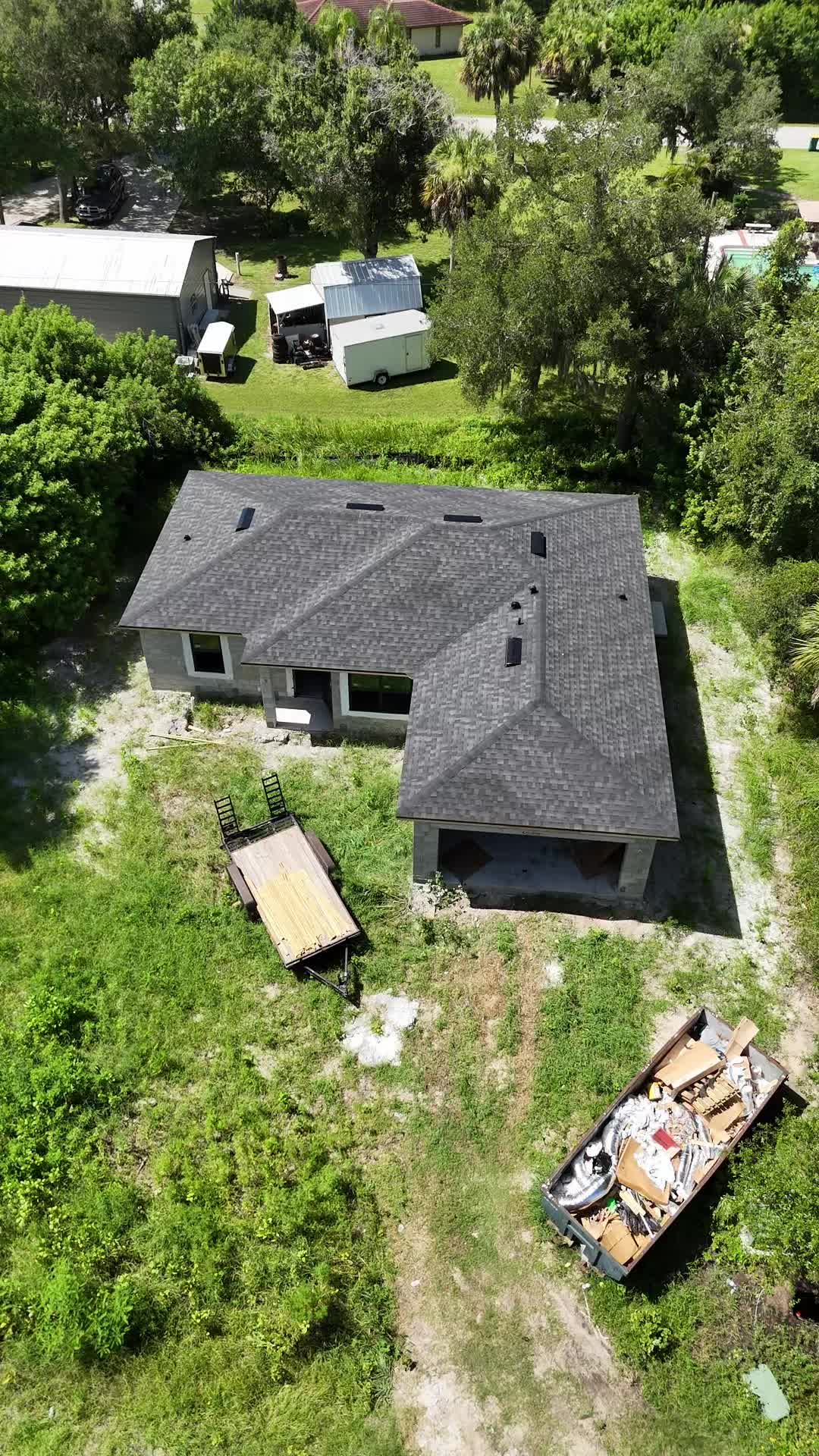 @Hustle Roofing