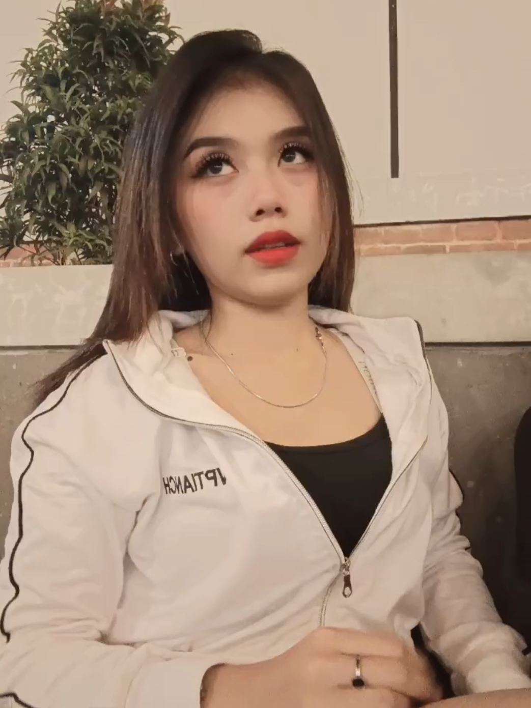 @Vi๐ฎ๐ฉ๐ฏ๐ต๐ผ๐ธ๐ฐ๐ท