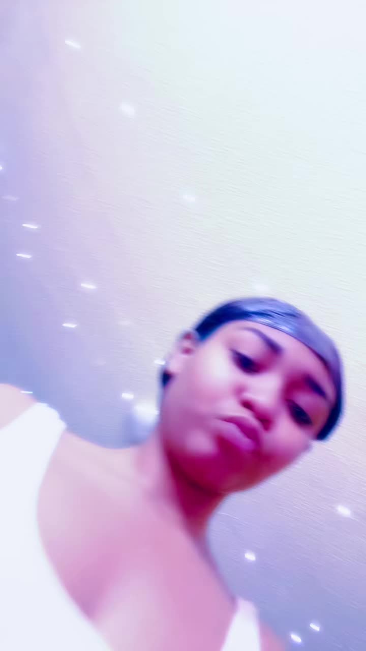 @PRETTY _GIRL_LOCA3๐๐ค