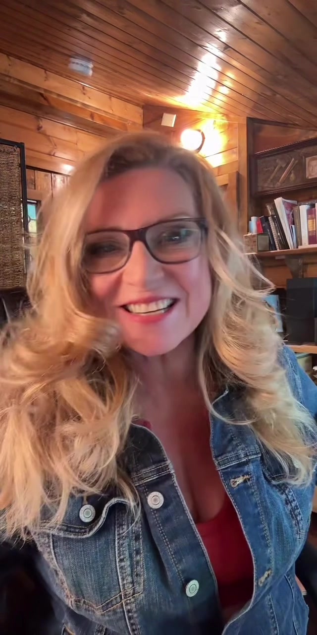 @Radio Delilah