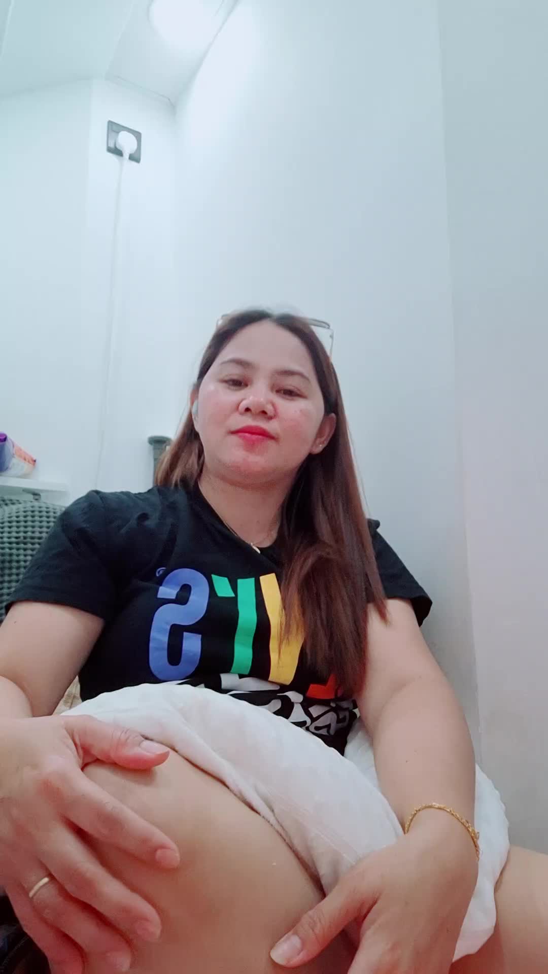 @lheslyn04