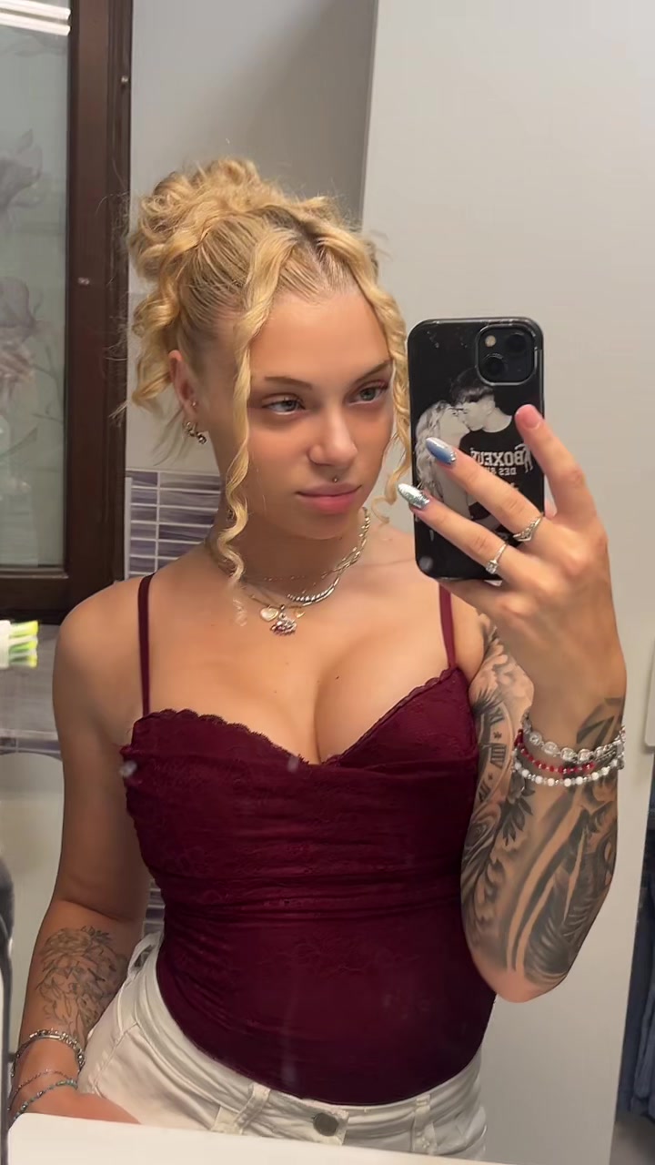 @3lenoire🌺