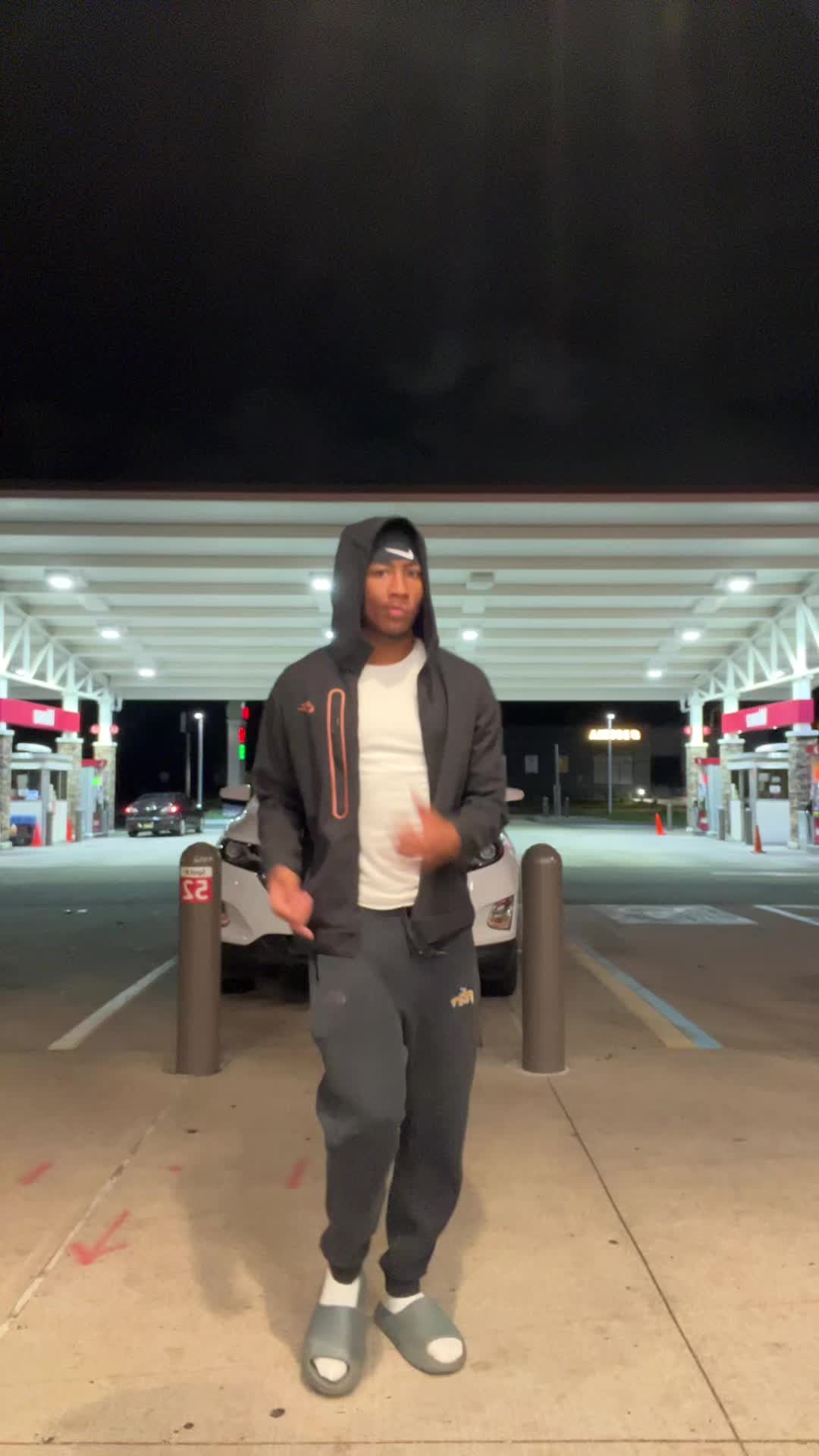 @NeeeEF