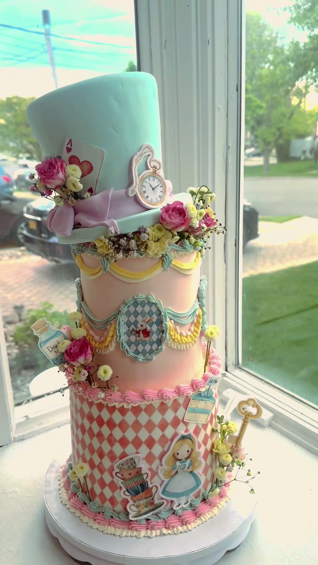 @sweet tooth cakery