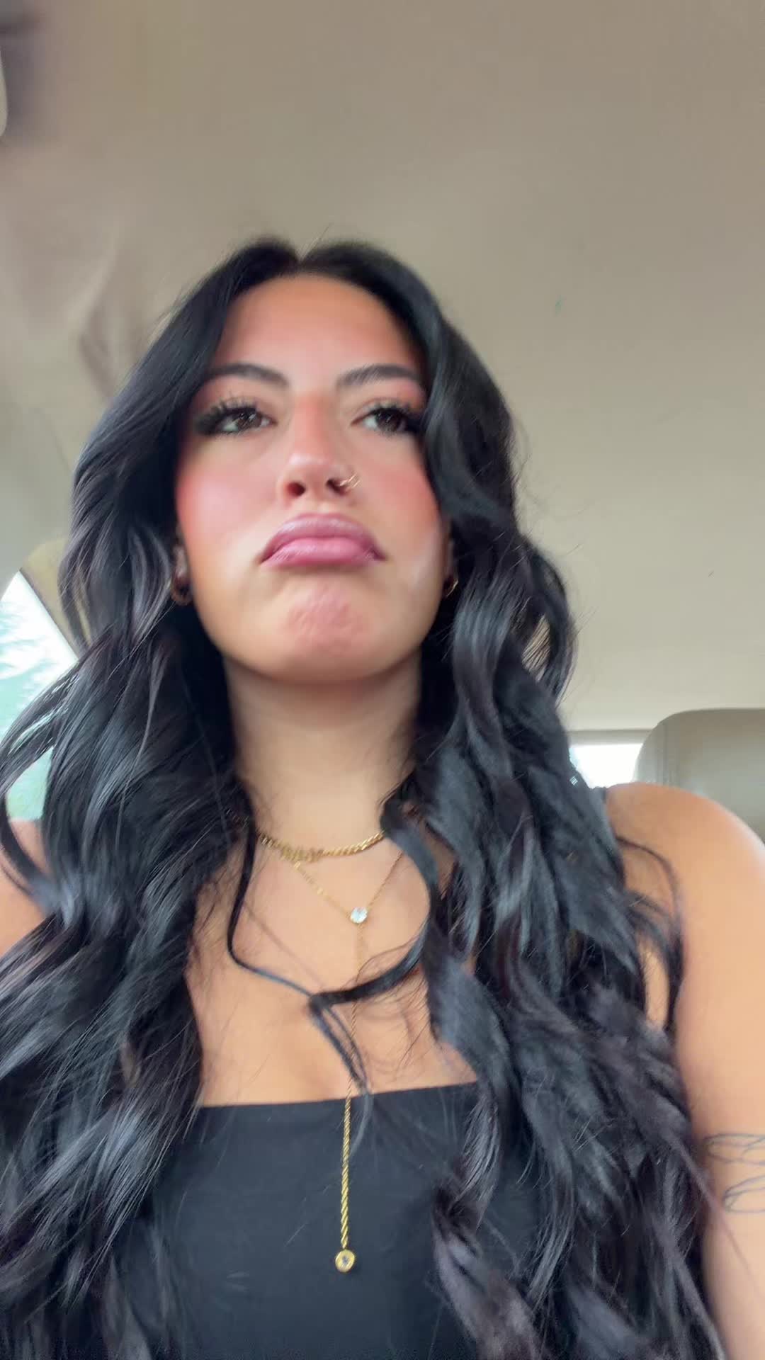 @👾