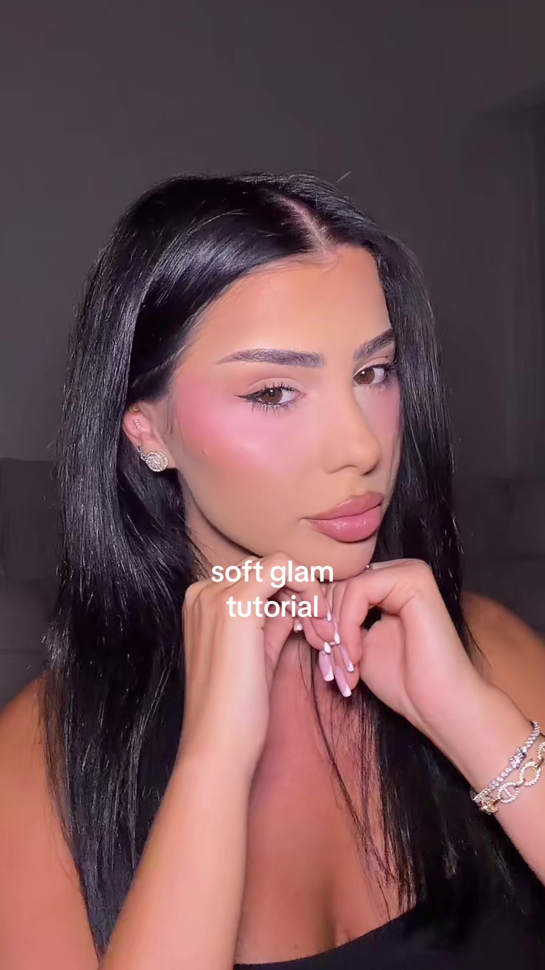 @DANIELA