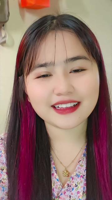 @Ei Myat Thu👑မြစ်ခြေသူလေး👑