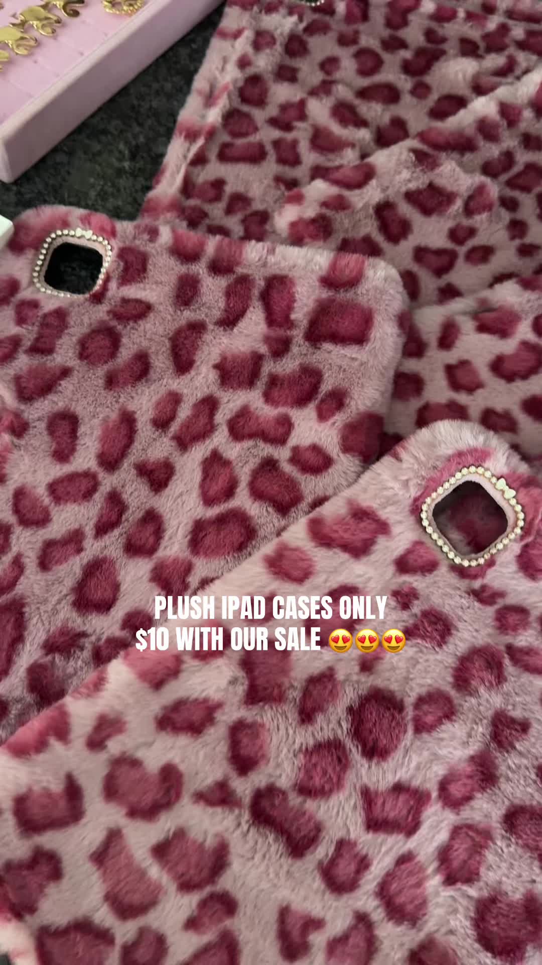 @#1 CHARM + ACCESSORY PLUG 🌟